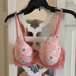 NWOT Floral Print Lucky Brand 36B bra